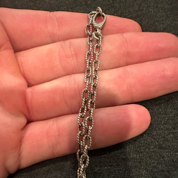 GUCCI INTERLOCKING PENDANT NECKLACE - Picture 3 of 4